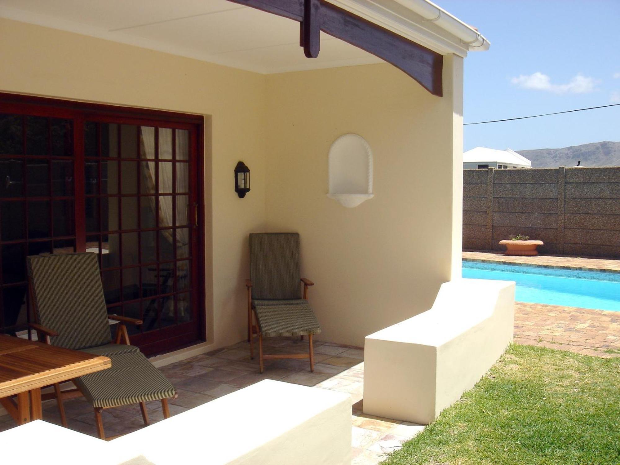 Milkwood Lodge Hermanus Exterior photo