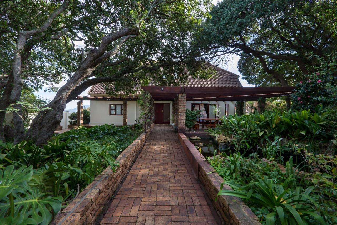 Milkwood Lodge Hermanus Exterior photo