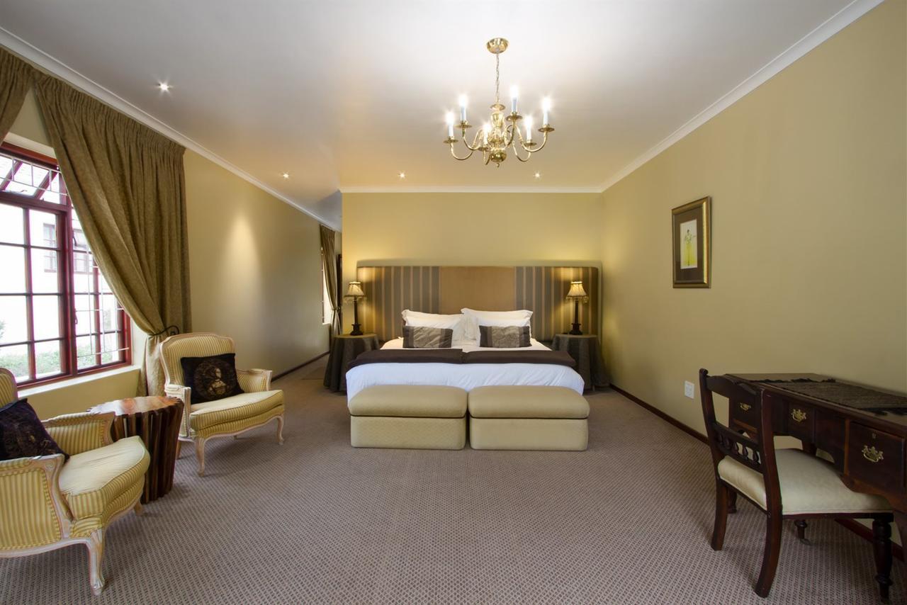Milkwood Lodge Hermanus Exterior photo
